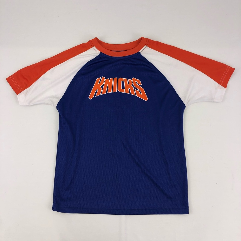 Majestic New York Knicks Carmelo Anthony T Shirt - Picture 2 of 5